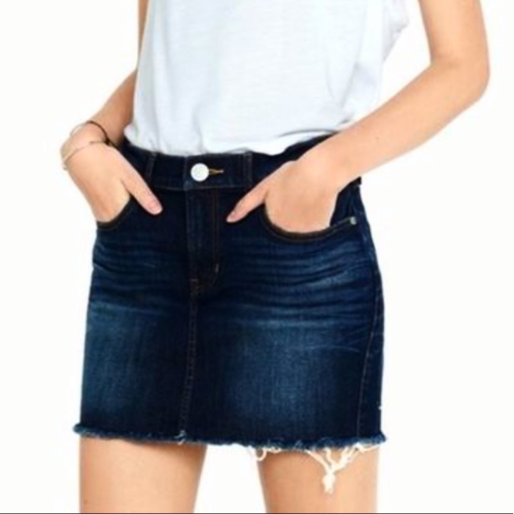 Lucky Brand dark wash raw hem jean skirt size 00